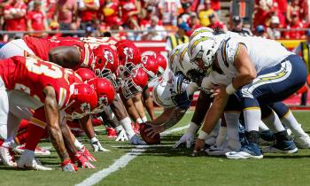NFL: Los Angeles Chargers vs Kansas City Chiefs