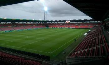 Ulvene jagter europæisk succes mod Legia