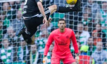 Se odds på Bendtner til FCK som afløser for Santander